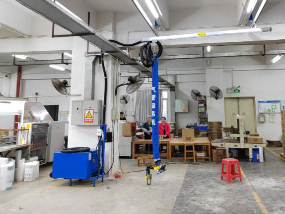 聊聊气管式吸吊机的优点